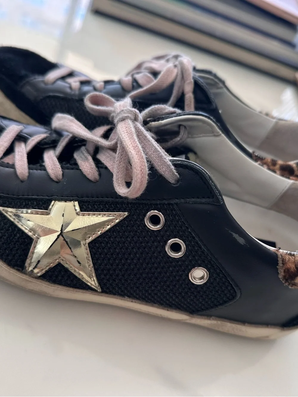 Golden Goose Superstar black leather and mesh upper golf star leopard back size